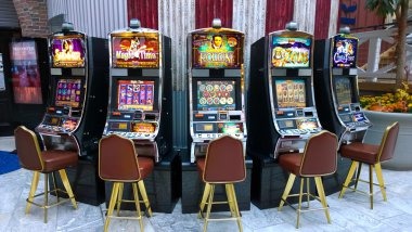 daus bet Arcade Games